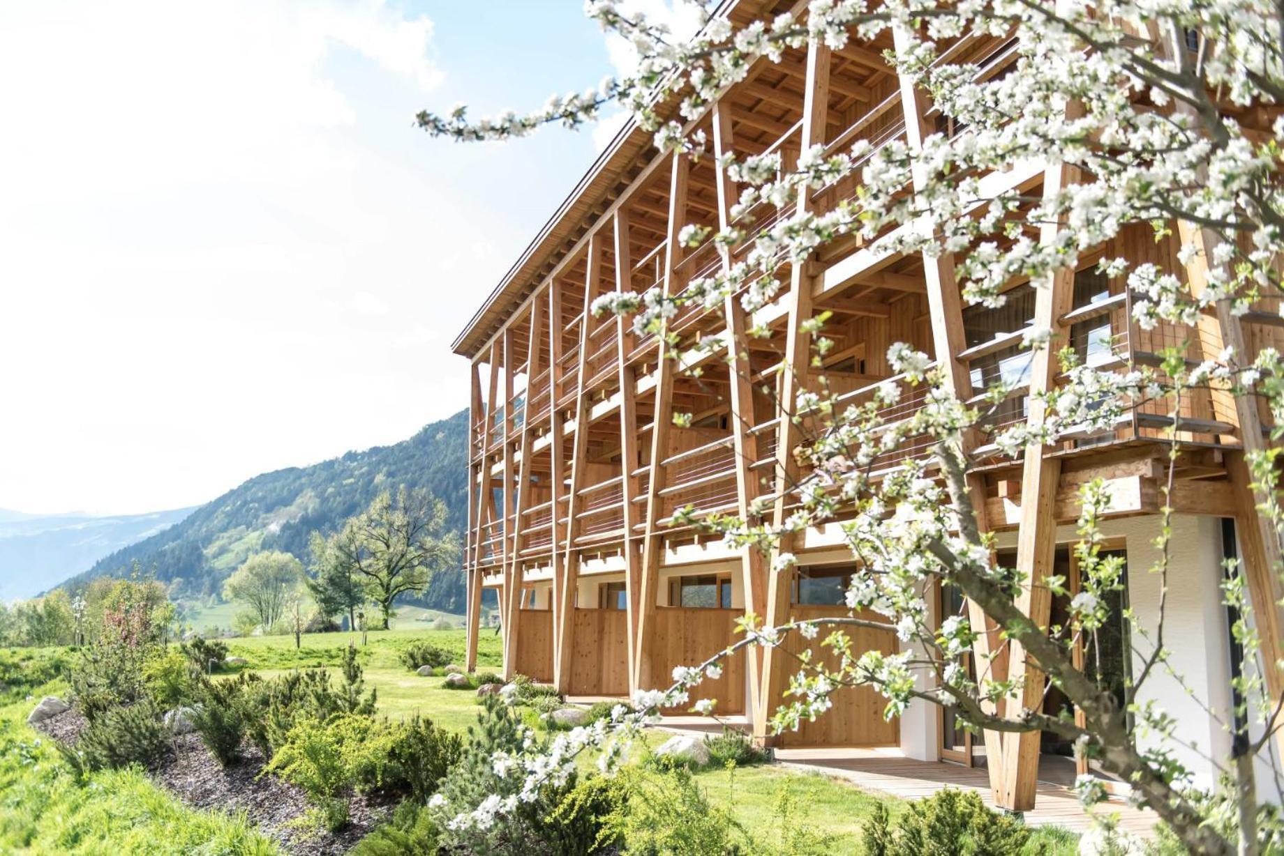 Taubers Bio Vitalhotel Chienes Luaran gambar