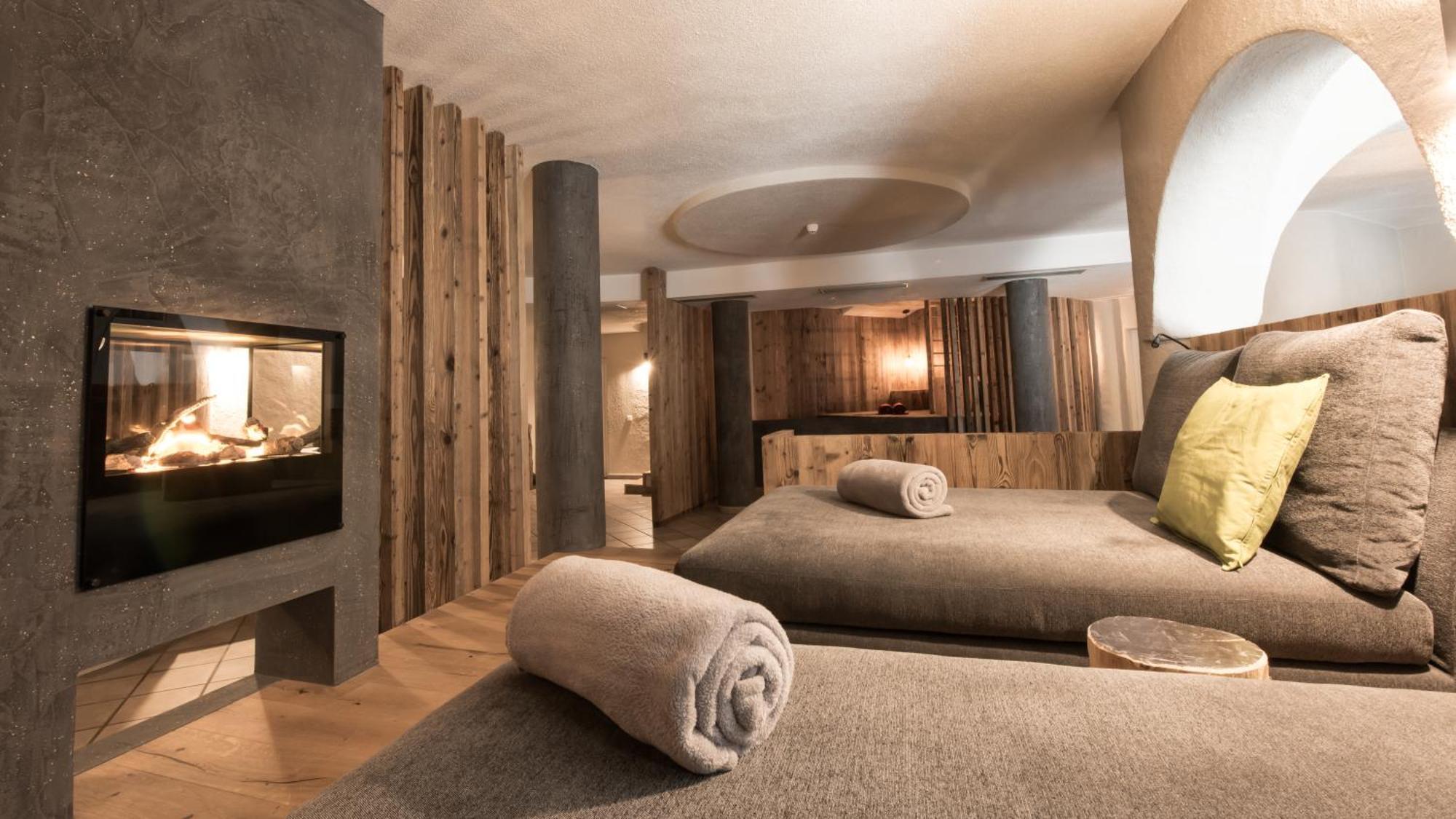 Taubers Bio Vitalhotel Chienes Luaran gambar